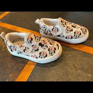 Toddler girl Minnie Mouse shoes